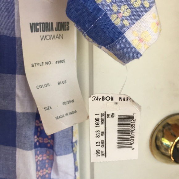 Cute vintage plus size embroidered gingham blouse - Picture 4 of 7